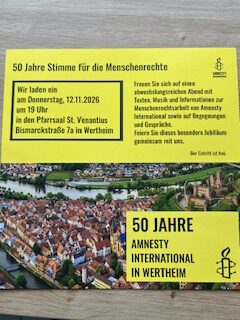 Veranstaltungsplakat mit der Einladung und im Hintergrund ein Luftbild der Altstadt von Wertheim mit dem Main.
